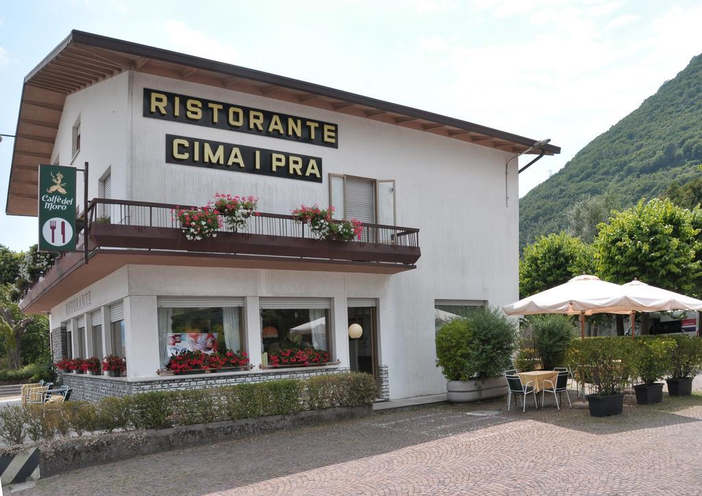 Albergo Ristorante Cima I Pra' Ponte nellʼAlpi Exterior foto